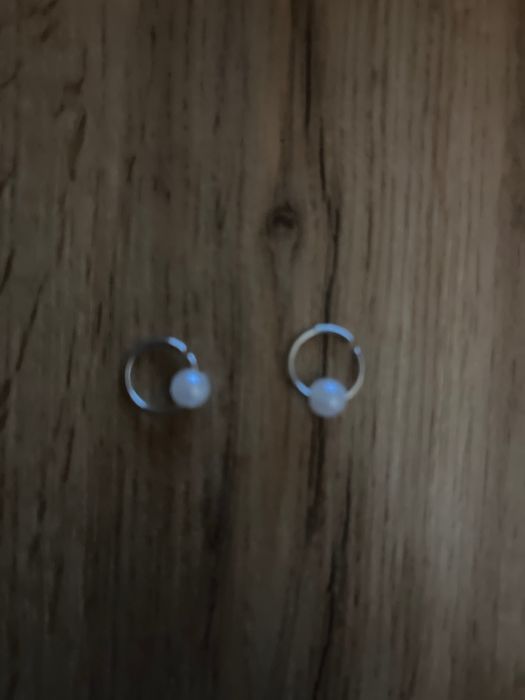 Гривни,колиета и обеци всичко общо струва 40лв