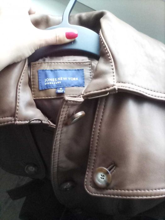 Кожено кафяво яке