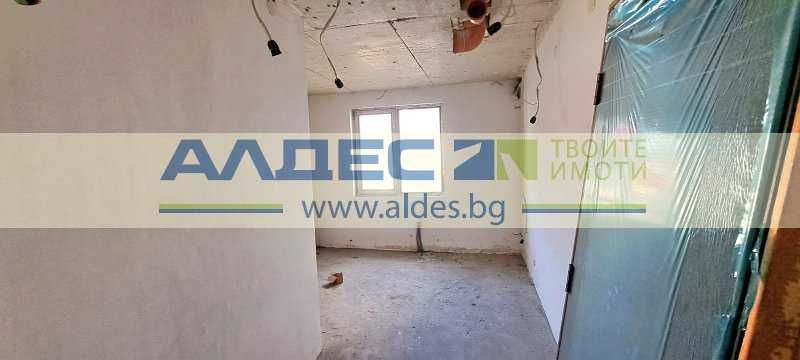 Продава се офис в нова сграда с Акт 16 на ул. Будапеща!