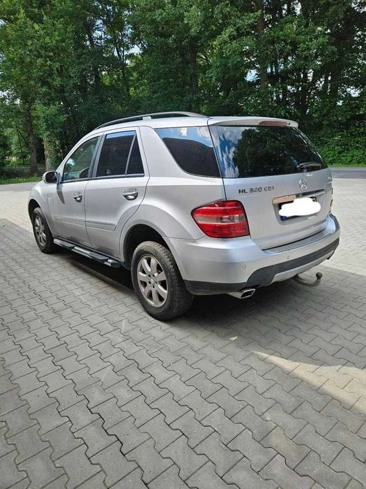 Mercedes Benz ML320