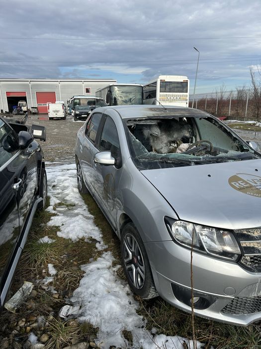 Se vinde pentru Dezmebrat Dacia Logan 2016 motor 1.5Dci Euro6
