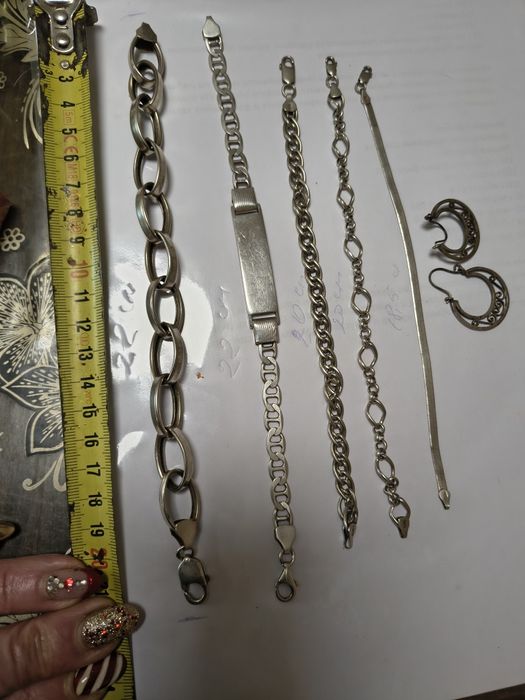 Сребьрни гривни и обици 925 проба