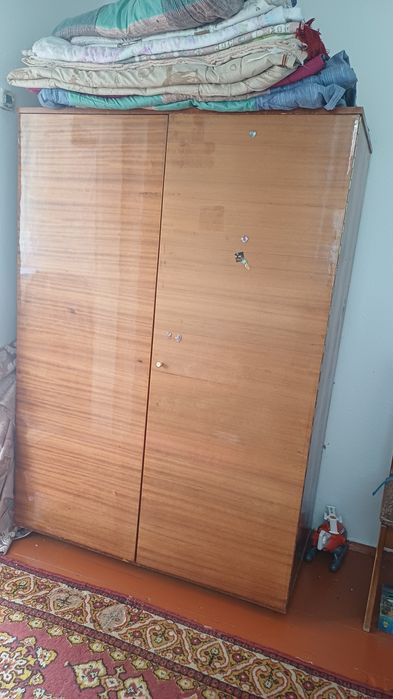 Продам мебель за копейки