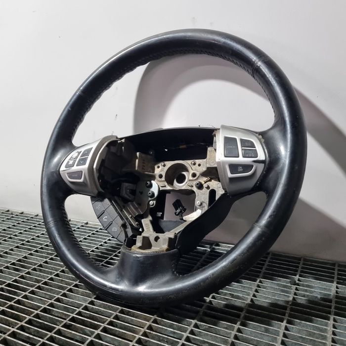 Volan Mitsubishi Outlander 2009 - 2012 (1411)