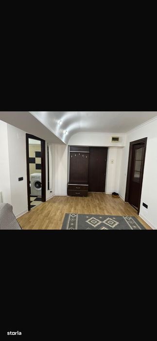 De închiriat apartament 2 camere ultracentral, loc de parcare inclus .