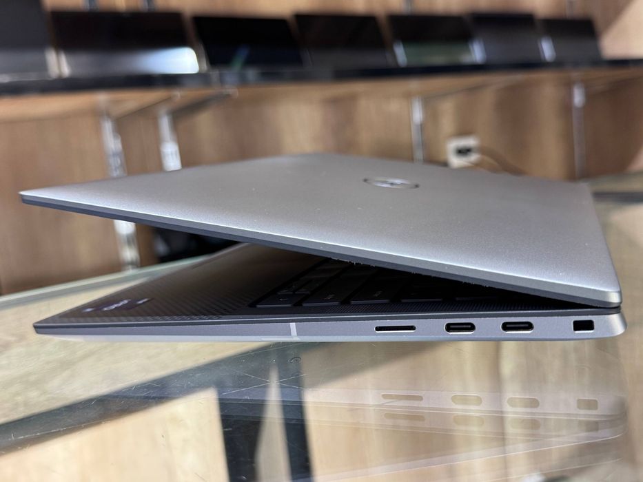 Ultrabook DELL Precision 5480