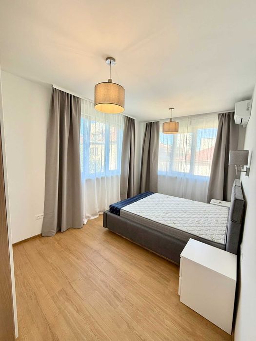 Дава се под наем Тристаен апартамент в София, Център - 75 кв.м за 765 € - Снимка #12