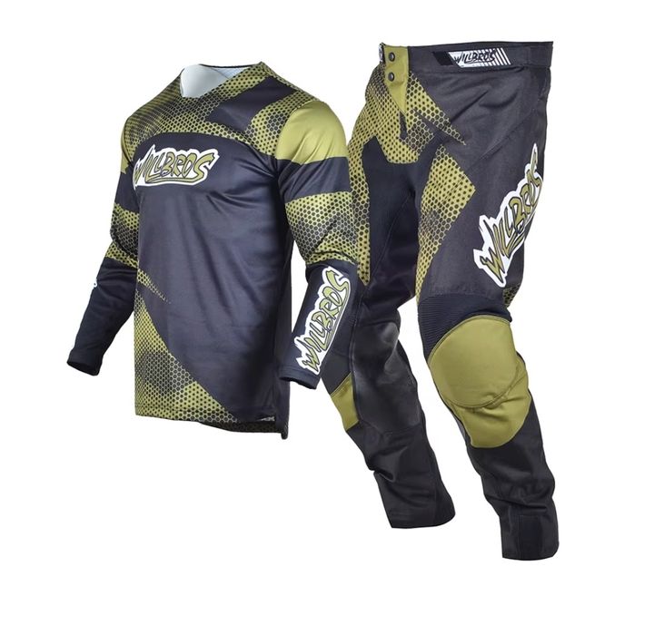Willbros Echipament Complet Motocross
Tricou / Pantaloni.
