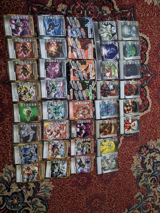 Продам бакуган из старых сезонов