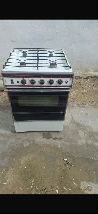 Газ плита продам