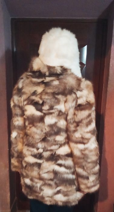 Haina lunga dama din blana naturala