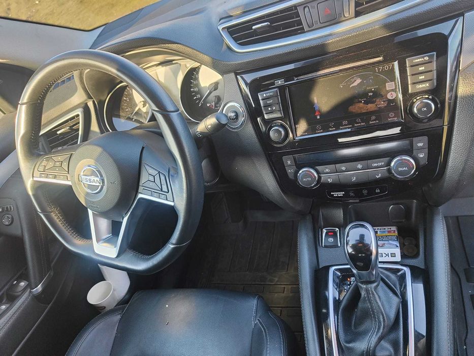 NISSAN Qashqai 2019 — imagine 3