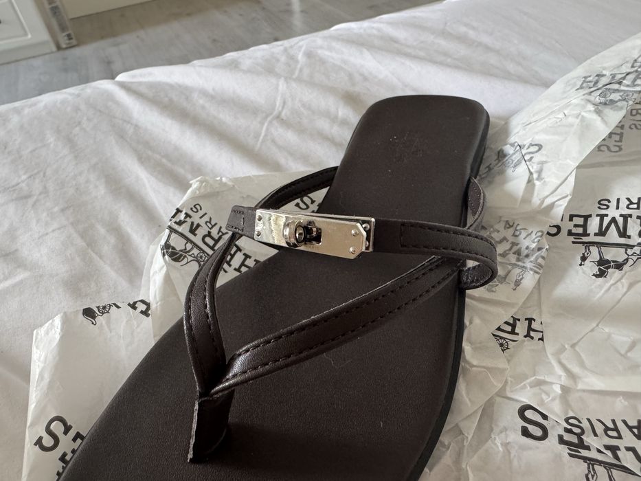 Papuci Hermes colectia noua