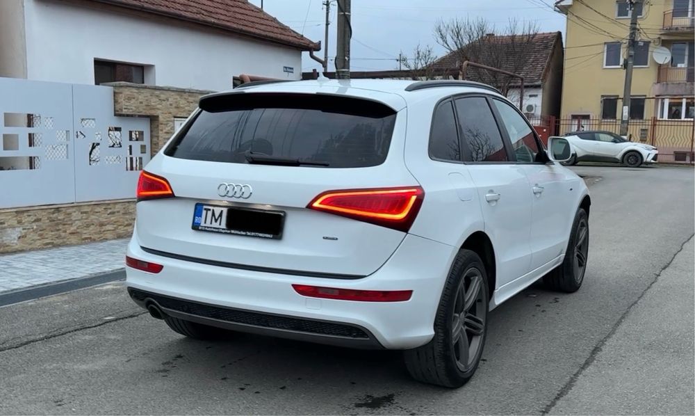 Audi Q5 S-line quattro