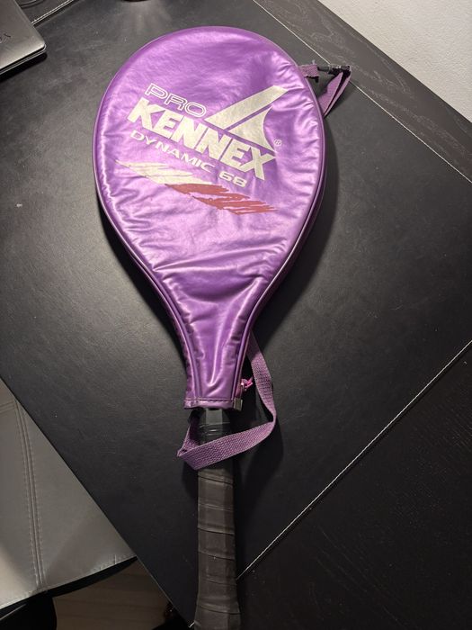 Racheta tenis pentru amatori