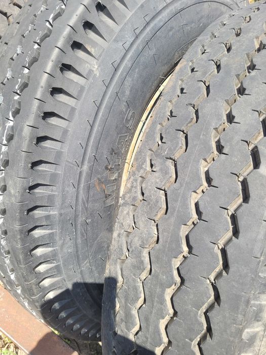 anvelope si roti pentru remorci 8.25, 9.00, 10.00, 11.00, 12.00r20