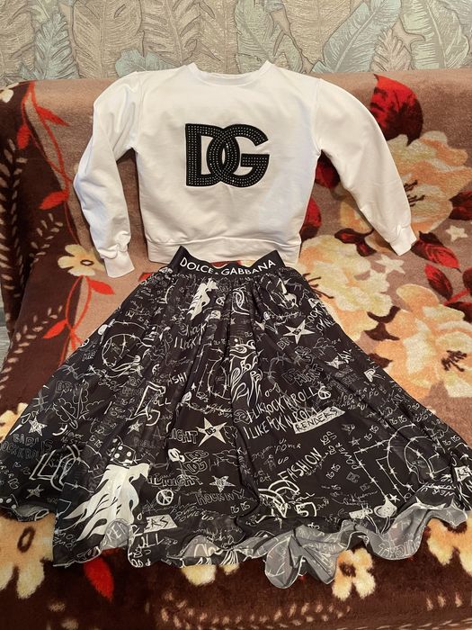 Одежда для женщин и девочек