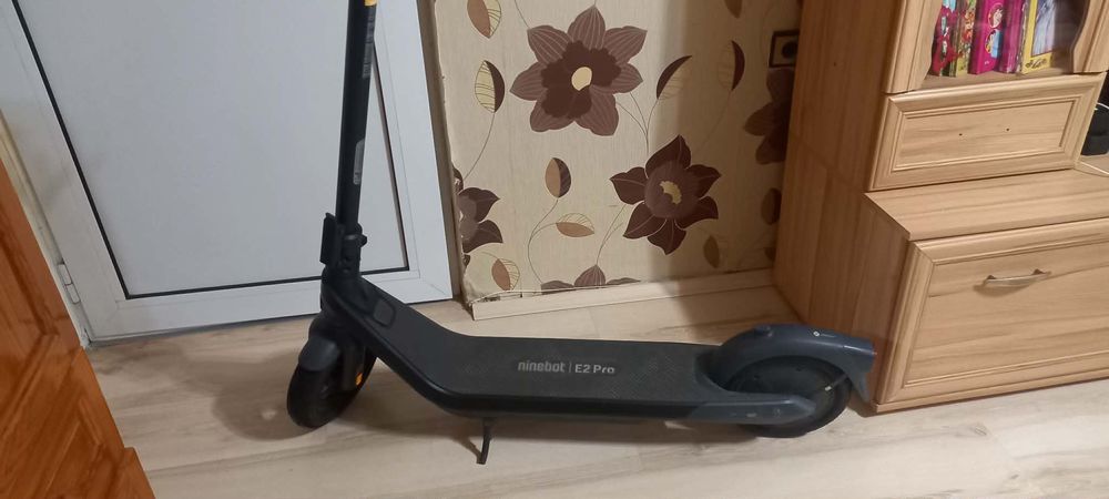 Обява за тротиненки