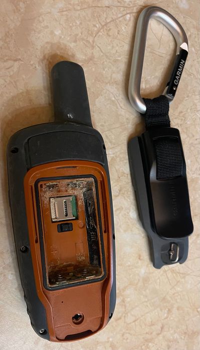 Продавам за части Garmin GPSMAP 64s