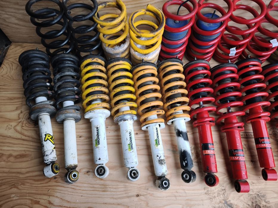 Амортизаторы Митсубиси Паджеро