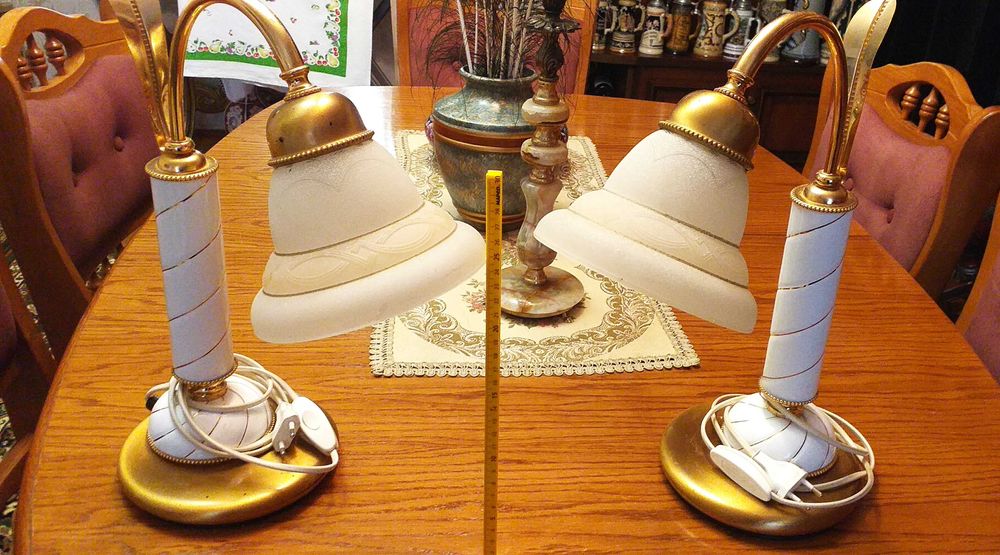 veioze pereche alama cu abajur sticla