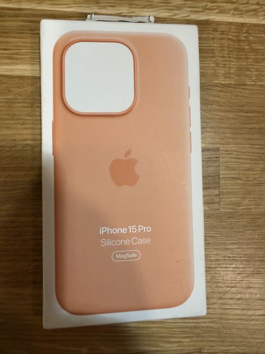 Husa originala iPhone 15 Pro, noua. Originala!
