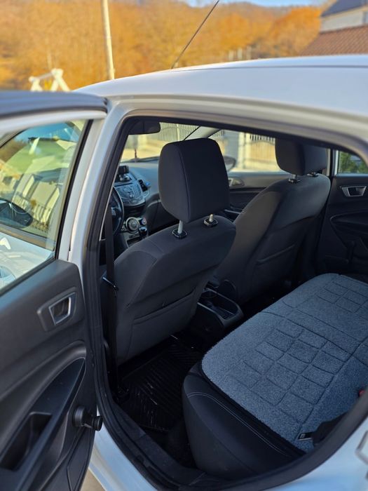 Vând Ford Fiesta Diesel 1.5