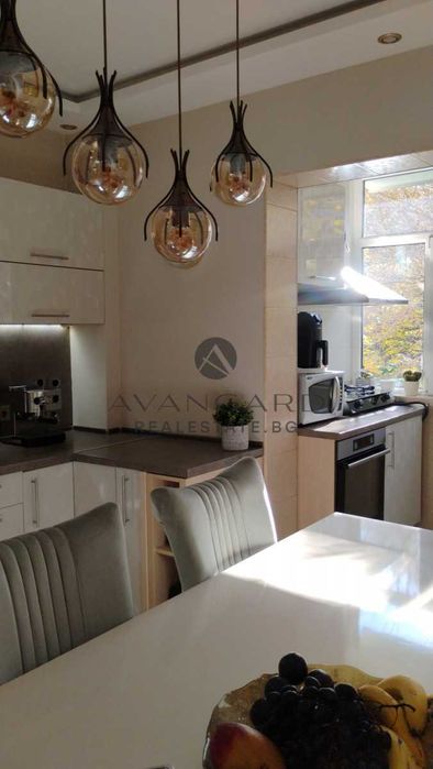 Продава се Многостаен апартамент в Пловдив, Изгрев - 103 кв.м за 1387 €/кв.м - Снимка #4