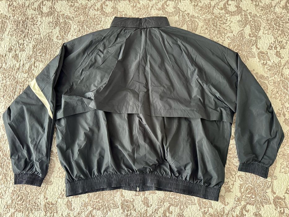 Windbreaker/Jacheta neagra fas Nike marimea XXL