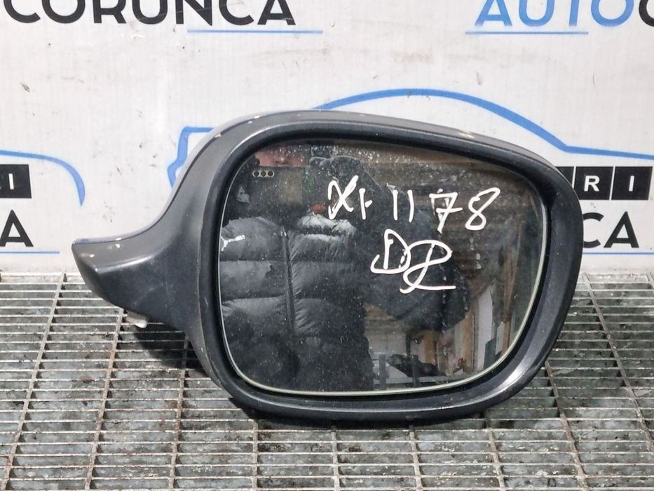 Oglinda dreapta BMW X1 E84 2009 - 2015 4 Usi ALBASTRU (1178) Fara rabatare RUPTA