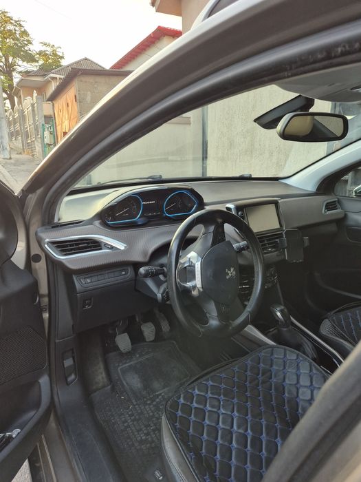 Peugeot 2008 2014