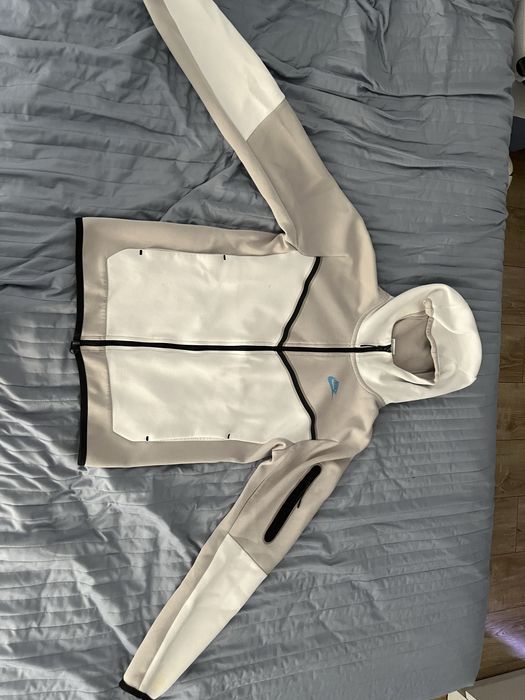 Nike Tech Fleece суичър