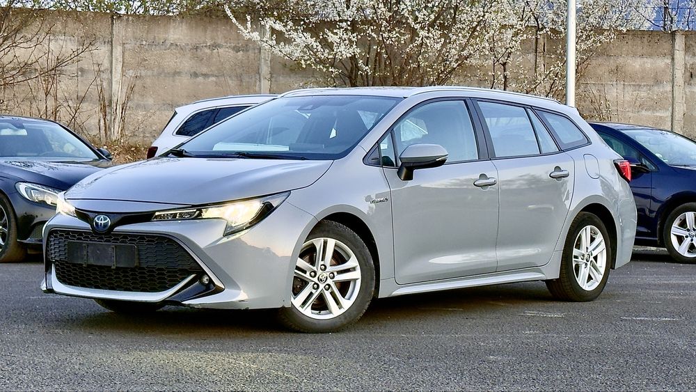 Toyota corolla 1.8 hybrid / garantie / rate