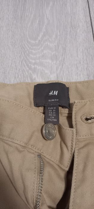 Pantaloni crem H&M