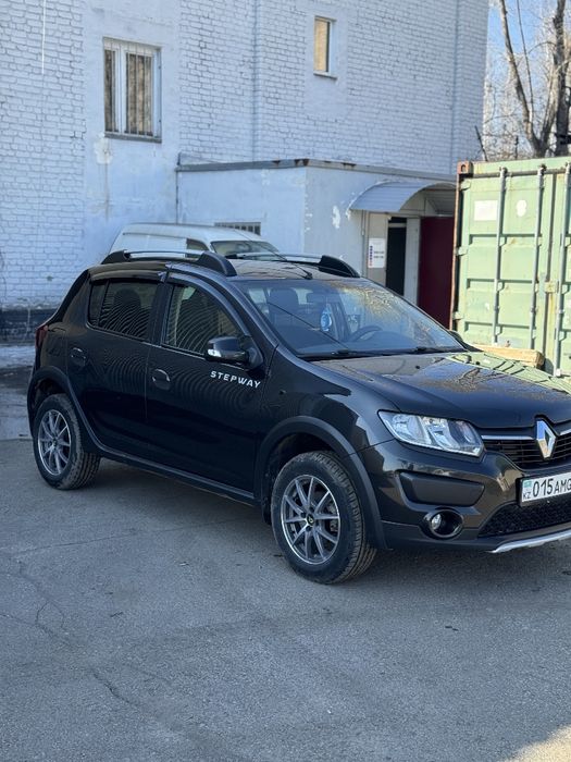Продам авто Reno Sandero Stepwey 2
