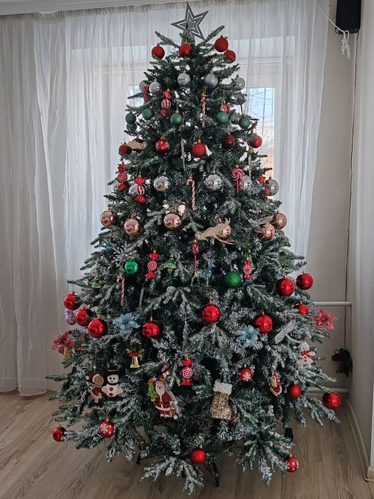 Елка литая + пвх со снегом