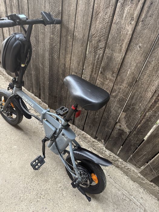 Bicicletă electrică ESKUTE F100