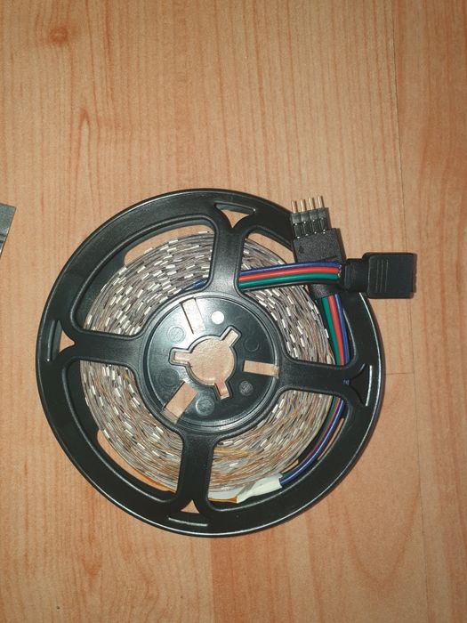 Kit banda 5m LED RGB Lumina ambientala