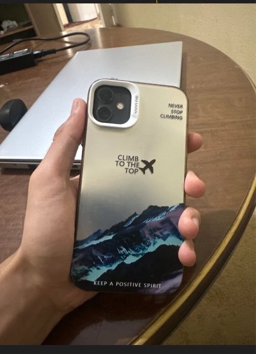 iPhone11,  ideal 2 mln