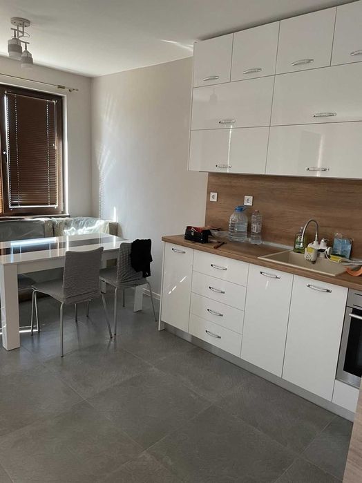 Продава се Тристаен апартамент в Пловдив, Остромила - 95 кв.м за 940 €/кв.м - Снимка #4