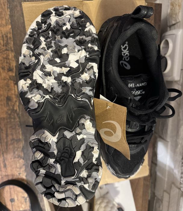Маратонки asics gel nandi
