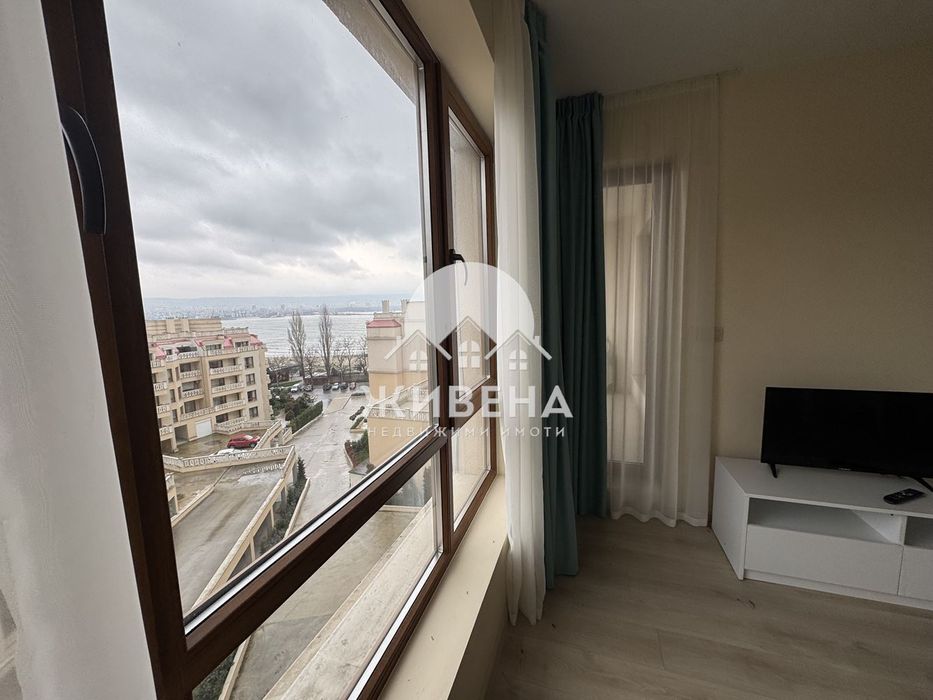 Продава се Двустаен апартамент в Варна, Аспарухово - 74 кв.м за 1892 €/кв.м - Снимка #1