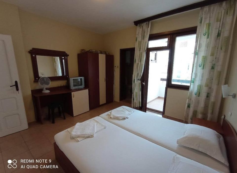 Дава се под наем Многостаен апартамент в Черноморец - 400 кв.м за 9.69 € - Снимка #4