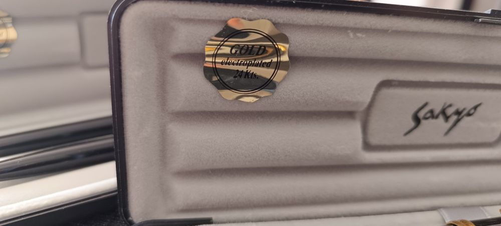 Луксозен комплект писалка и химикалка