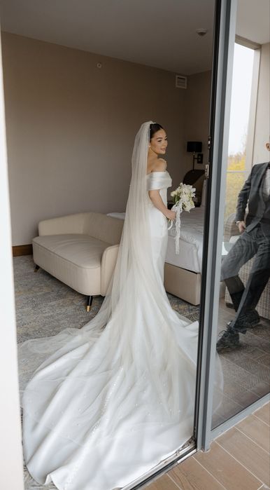 Свадебное платье  от white swan