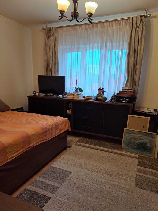 Apartament 3 camere decomandat, 74 mp, etaj 2, central – Bd. 1 Mai Ciuperca (M-uri), mobilat complet