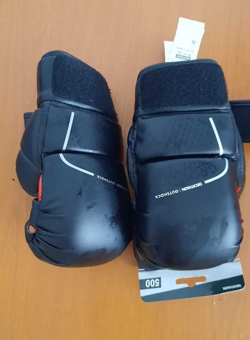Mănuși MMA / Grappling Outshock 500-PW – Mărimea M/L