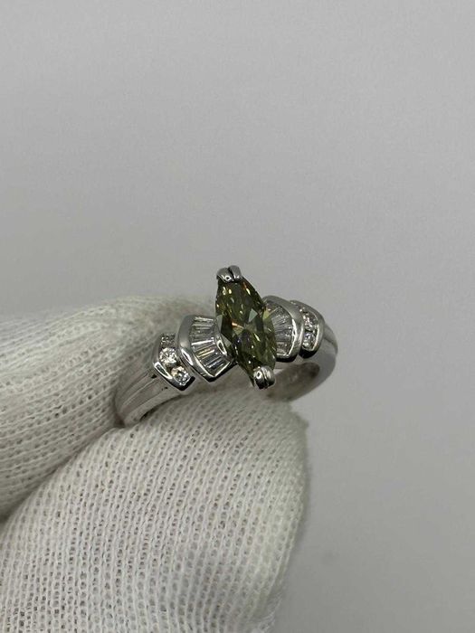 INEL PLATINA 900 + 1 Diamant FANCY VERDE "Chameleon" =0.80ct -VS1 -GIA