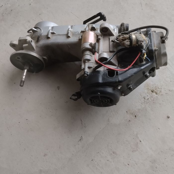Skuter 150 kub mator sotiladi