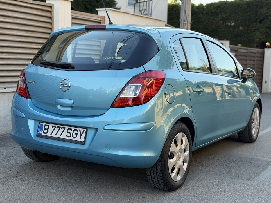 Opel Corsa 2011 Euro 5 / 104.000 KM